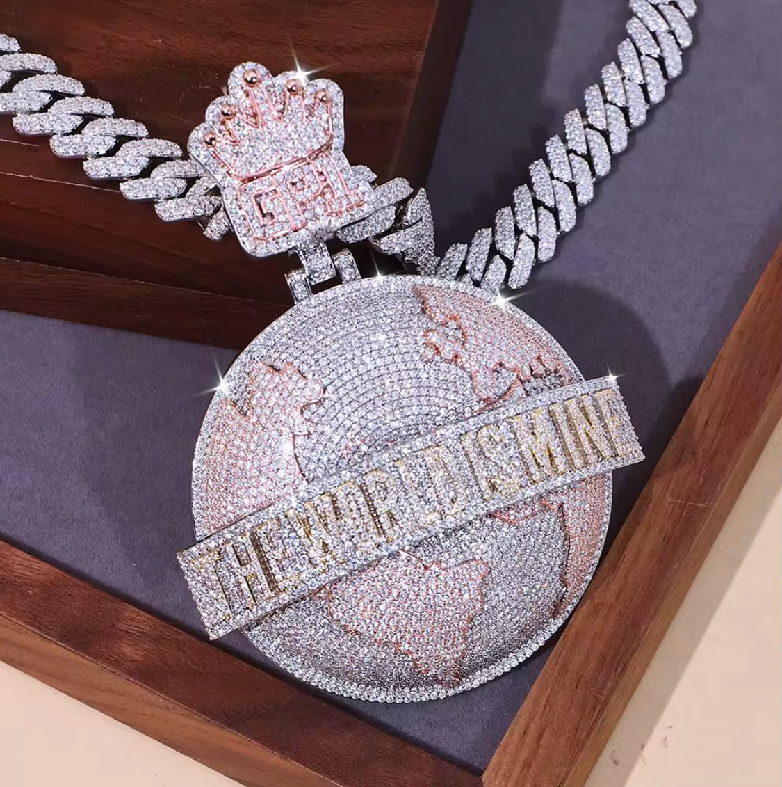 Custom chain and pendant